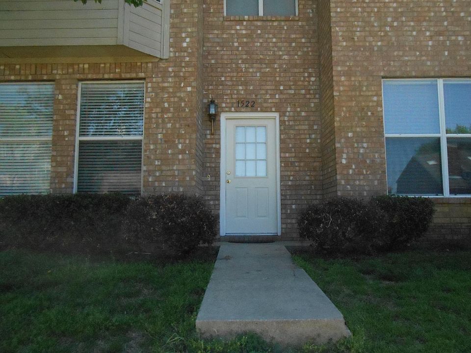 1st image of 1522 Barbara Dr