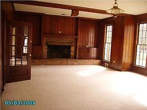 2nd image of 215 Dogwood Rd