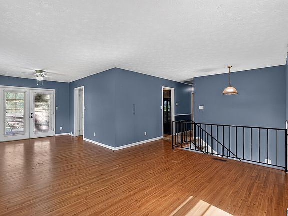 3rd image of 6326 Perry St