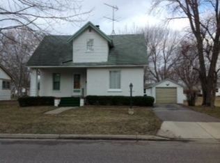 611 Spruce St, Sauk City, WI 53583