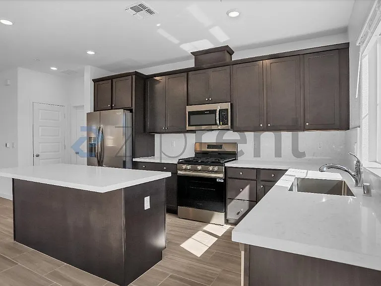 10324 Tower Hill Dr — Photo 12