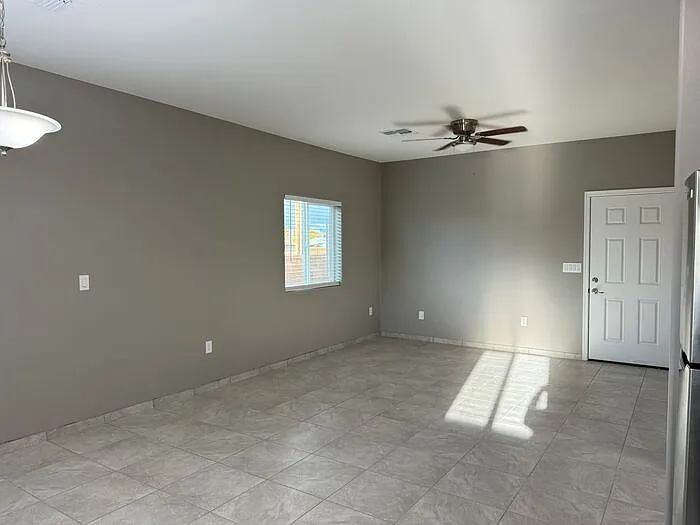 2581 E Pinal Vis #1 — Photo 10