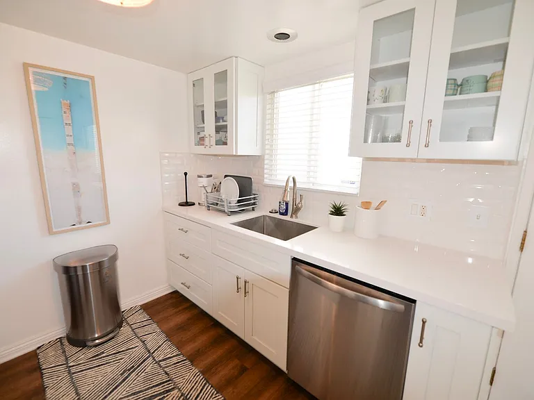 510 Avenida Victoria — Photo 6