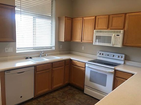 3rd image of 25240 N 41st Ave