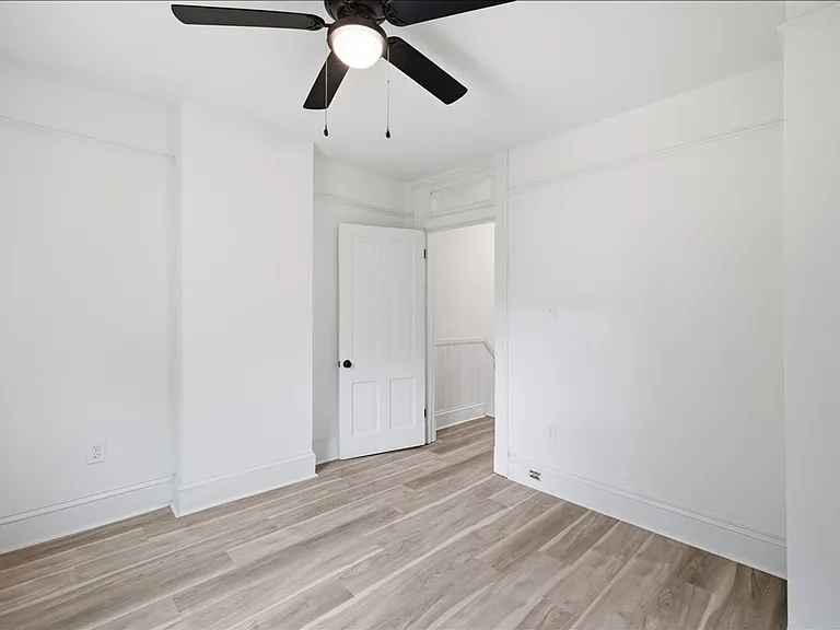322 Florida Ave — Photo 25