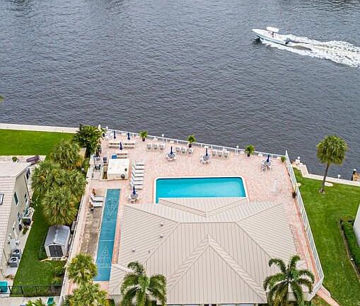 2nd image of 650 Snug Harbor Drive #G209