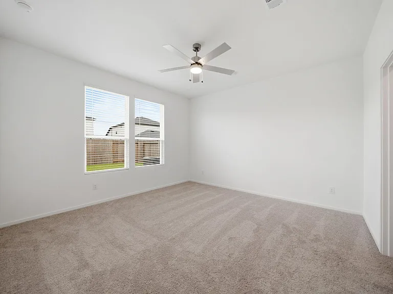 610 Amber Falls Dr — Photo 15