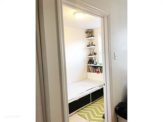 Rented by Corcoran | media 27