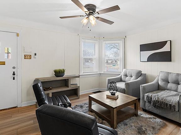 3rd image of 3112 Gary Dr