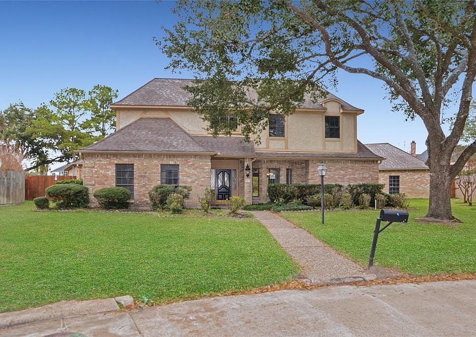 1st image of 803 Walkwood Ct