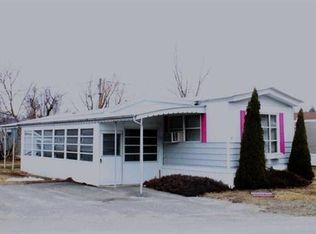 15 2nd Ave, Cheshire, MA 01225