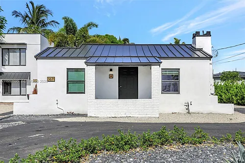 3671 NE 11th Ave #A Photo 1