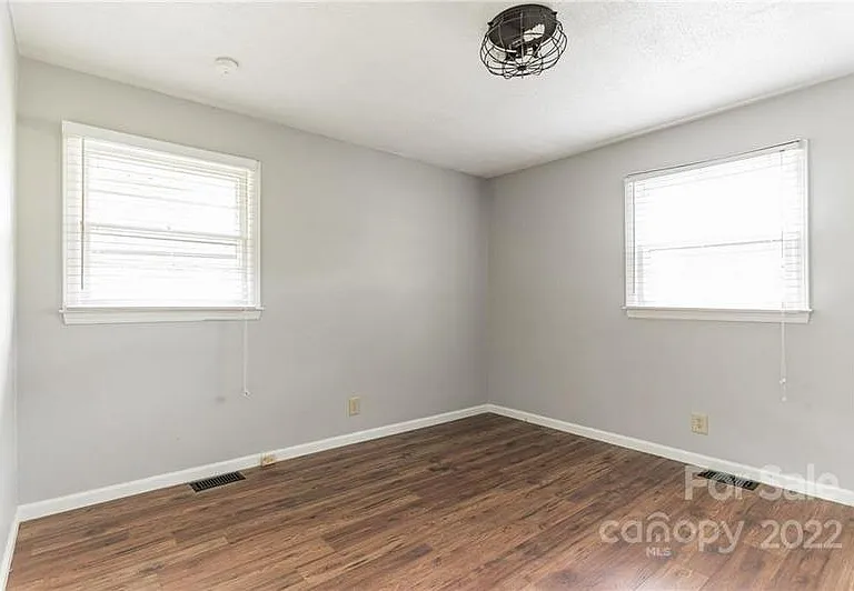 7605 Summerfield Rd — Photo 12