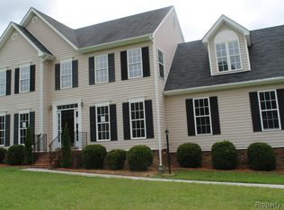 561 W Taylorsville Rd, Shacklefords, VA 23156