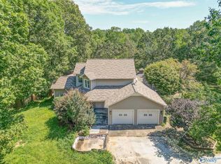 102 County Road 233, Rainsville, AL 35986