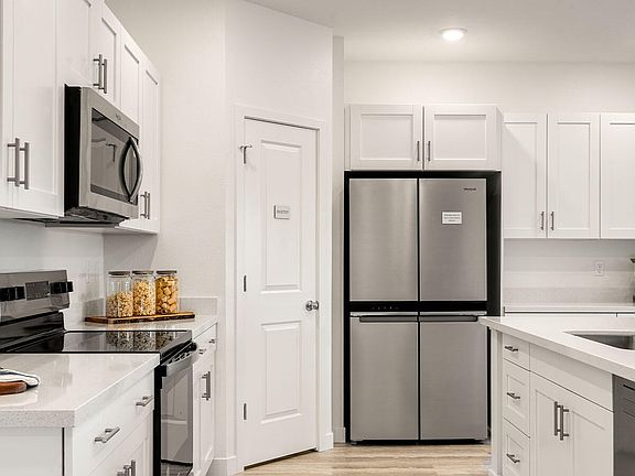 3rd image of 2538 Tish Tang Way