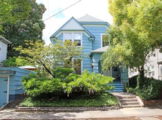221 SE 15th Ave #A-B, Portland, OR 97214