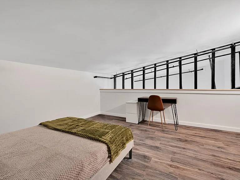 Fleetwood Lofts — Photo 102
