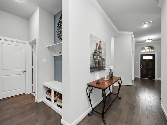5th image of 6703 Terania Cir
