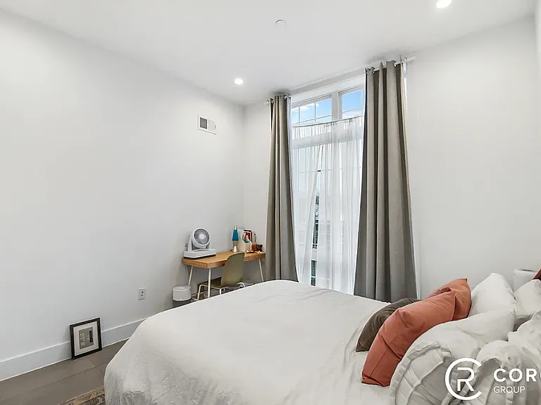 1163 Myrtle Ave #4F — Photo 8