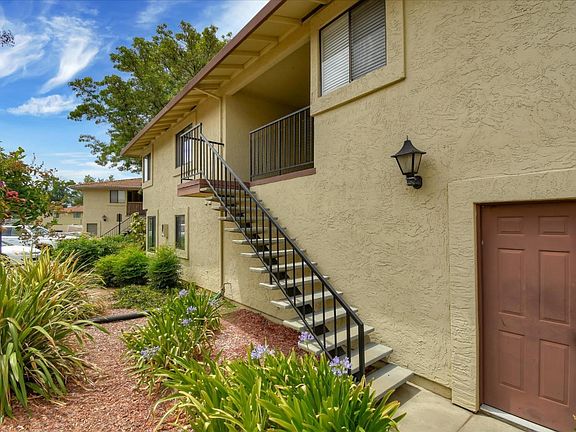 4th image of 162 Kenbrook Cir