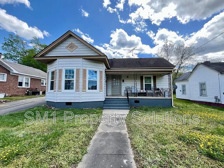 617 Harris St — Photo 2