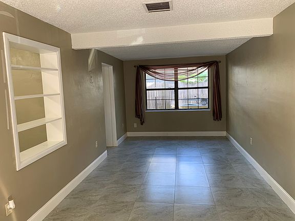2nd image of 1309 Altaloma Ave
