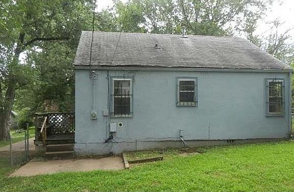 2nd image of 1304 E 84th St