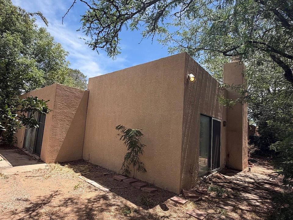 2nd image of 7621 Vista Cedro Ct NE