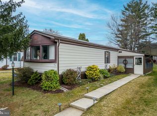 372 Woodstream Way, North Wales, PA 19454