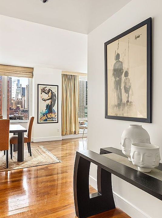 1st image of 250 E 53rd St APT 1601