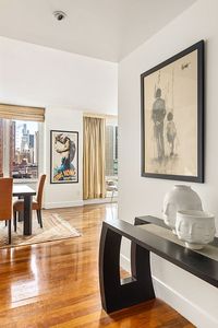 250 E 53rd St APT 1601, New York, NY, 10022