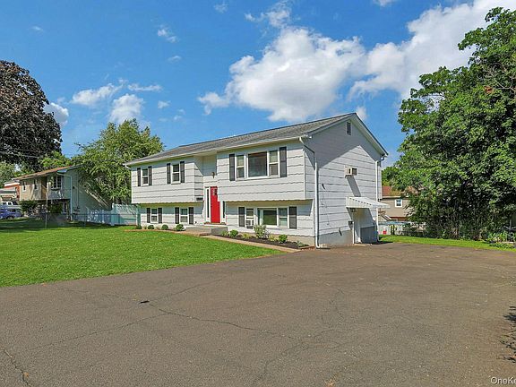 4th image of 11 Whitman Street