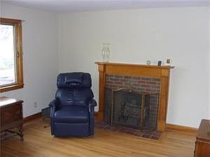 4th image of 34 Onondaga Ave