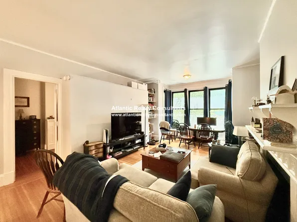 178 Marlborough St APT 4, Boston, MA 02116