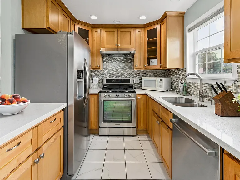43388 Ellsworth St — Photo 7