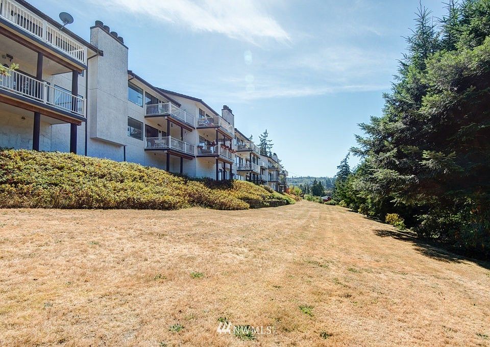 1st image of 130 N Camano Drive #9