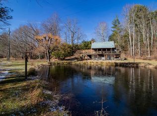 590 Lower Browns Creek Rd, Burnsville, NC 28714