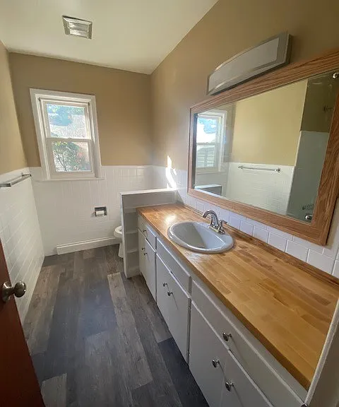 73 Governor Ter — Photo 3