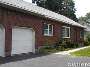 2488 Rosendale Rd, Niskayuna, NY 12309