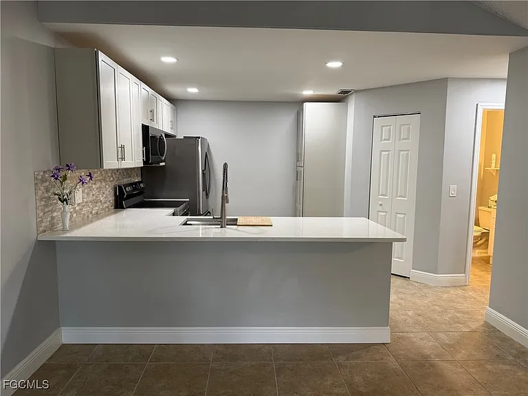 6331 Royal Woods Dr — Photo 7