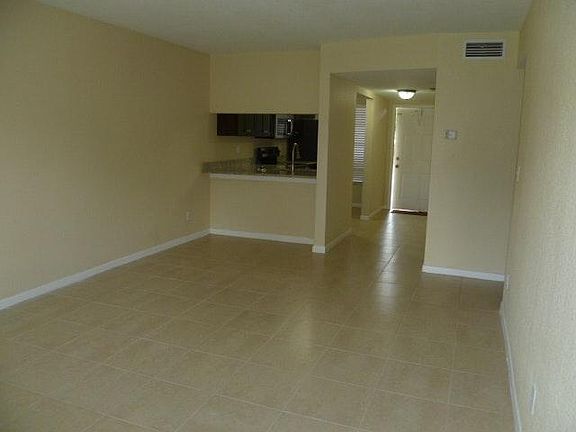 4th image of 4997 Chacha Ct APT 12