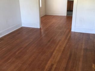 940 W Woodlawn Ave, San Antonio, TX 78201