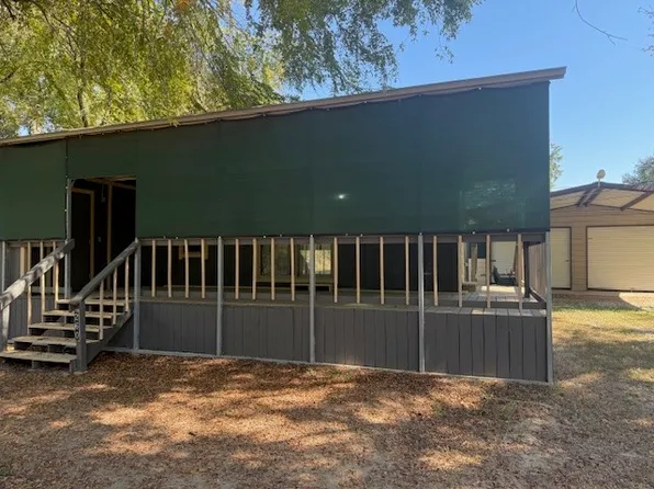 260 Brandywine Ave, Streetman, TX 75859