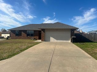 2963 E Morris St, Republic, MO 65738