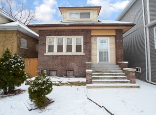 6832 13th St, Berwyn, IL 60402
