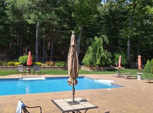 19 Lake Ter, Middle Island, NY 11953