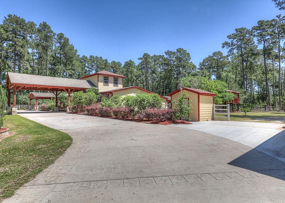 1st image of 67 Long Leaf Dr