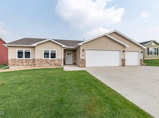 4901 Windsor St, Bismarck, ND 58503