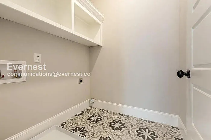 6525 Mercomatic Ct — Photo 18